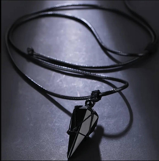 Подвеска из натурального обсидиана – энергетический кулон на шнурке Киев - изображение 2