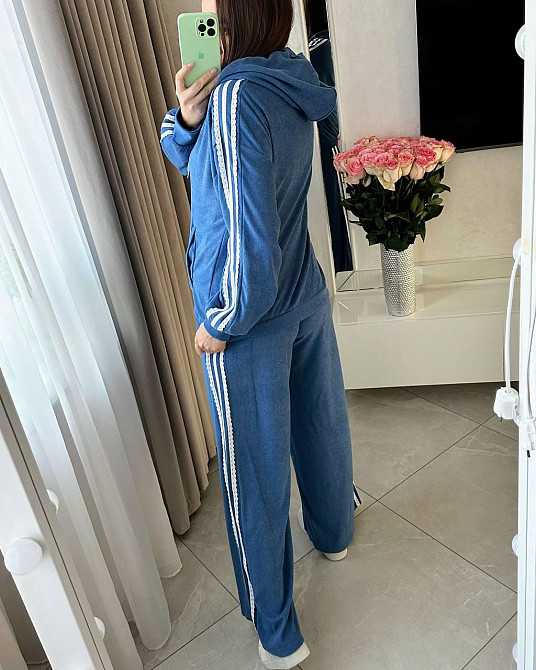 Жіночий стильний прогулянковий велюровий костюм-двійка Блакитний, 48/50 Одеса - фото 10