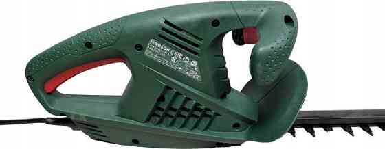 Електричний садовий кущоріз Bosch EasyHedgeCut 55 (0600847C02) : 420 Вт, шина 550 мм, 2,7 кг Київ