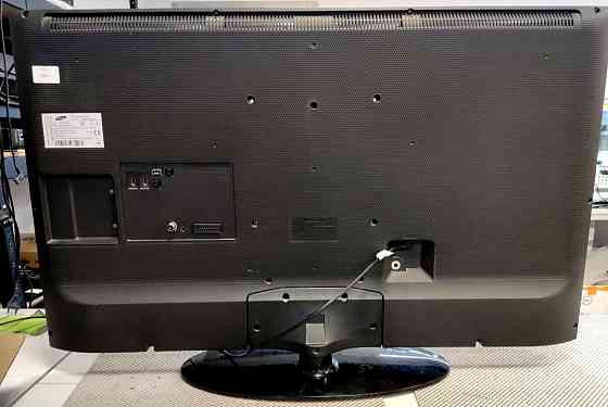 Телевізор Samsung UE40D5003BW 40 дюймів Київ