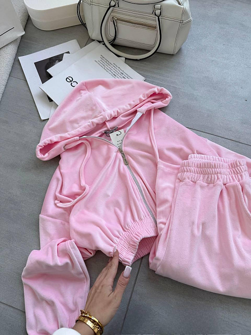 Жіночий прогулянковий оверсайз костюм-двійка: кофта та штани турецький велюр Барбі Одеса - фото 5