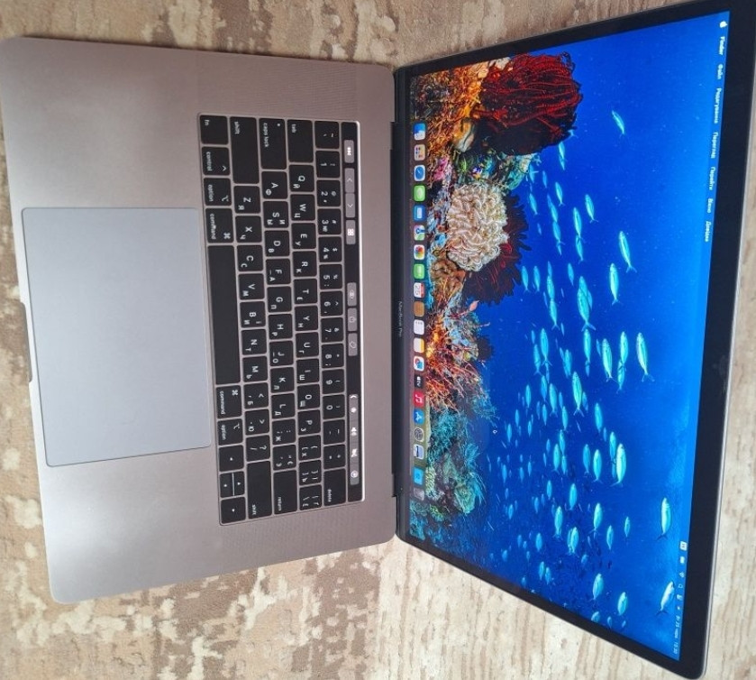 Идеал! Ноутбук: MacBook Pro 15 " Core i7/ 16/ A1990 Київ - фото 5
