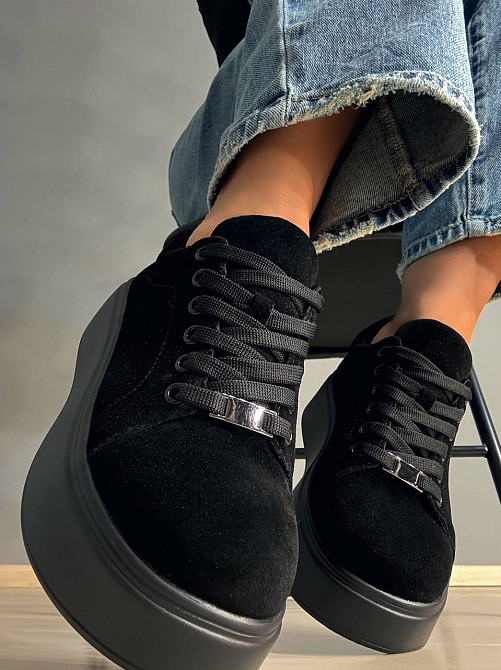 Кеди жіночі Hengji 537-8 замшеві на платформі чорні, 38, 24,5 см Київ - фото 1