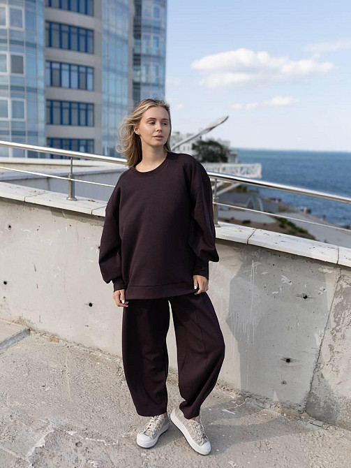 Женский оверсайз костюм: объемная кофта с трендовыми брюками бананами турецкий дабл фейс 100% хлопок Шоколад Одесса - изображение 10