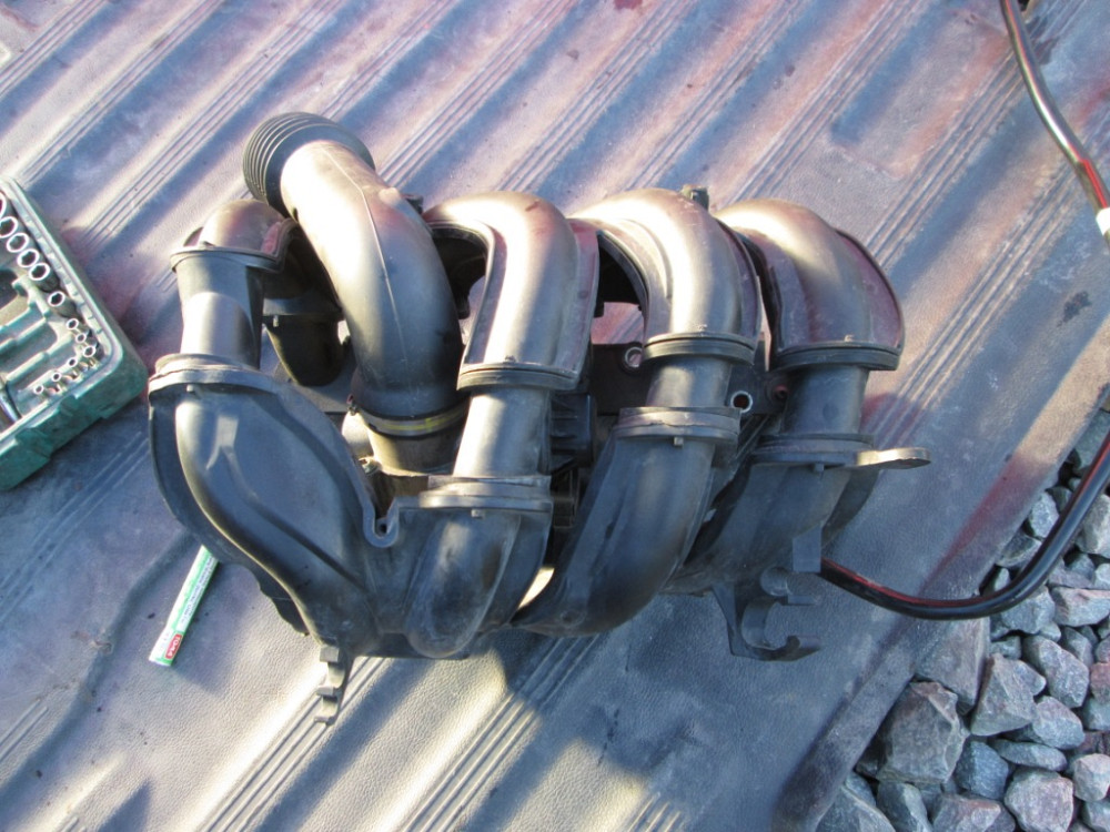 Колектор впускний Ford Fusion 1.4 бензин 2002-2012 Ковель - изображение 1