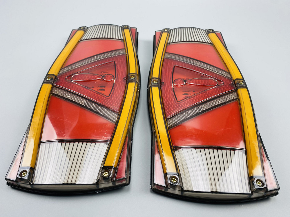 Задні світлодіодні ліхтарі зі стрілками для вантажівки, система освітлення для вантажівки, комбінована фара Мукачево - фото 5