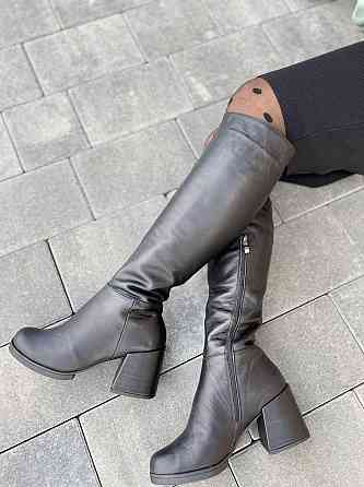 Чоботи жіночі TWO STEPS чорні натуральна шкіра зима высота 42см обхват голени 36-38см каблук 8с Коломия
