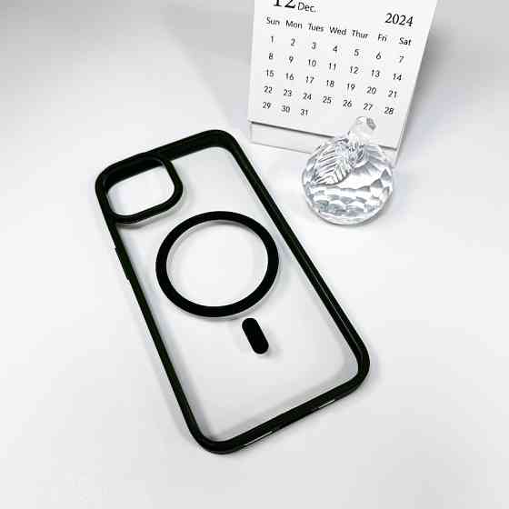 Чехол Spigen Magnetic Color для iPhone 13, зеленый Киев