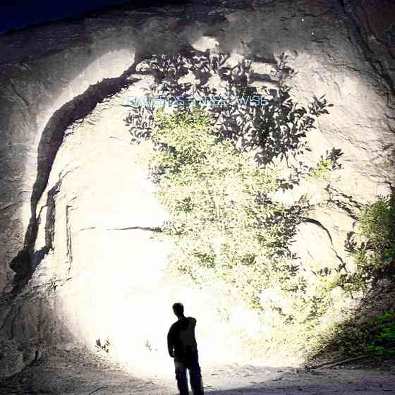 Ліхтарик з регулюванням фокусу Smiling Shark 622A Київ