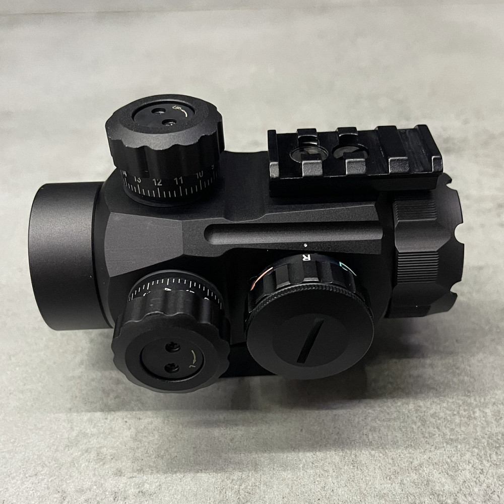 Коллиматорный прицел KONUS KONUSIGHT 1x35 (4МОА), крепление: на планку Вивер (7/8”), ласточкин хвост Solmir Киев - изображение 3