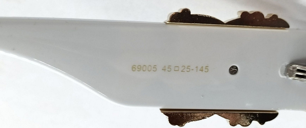 Брендові окуляри жіночі чорно-білі, великі, із золотим логотипом модні. Київ - фото 2