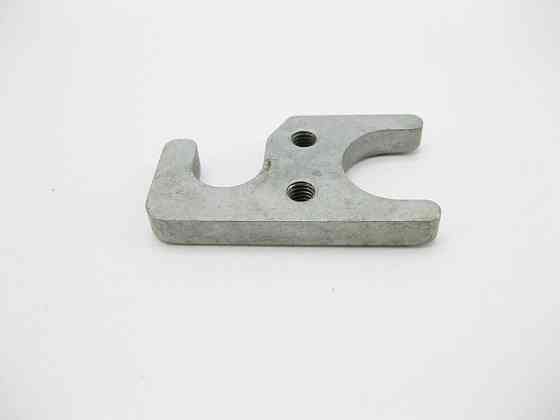 Mercedes-Benz  A4518300011 Кріпильна пластина розширювального клапана кондиціонера C-Class W203 W204 CLC Sportcoupe C203 E-Class W211 W212 C207 CL C21 Одесса