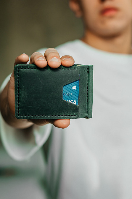 Чоловічий гаманець із натуральної шкіри, чорний місткий гаманець, чоловічий на кнопці гаманець із Crazy HorseMasterSem Київ - фото 4