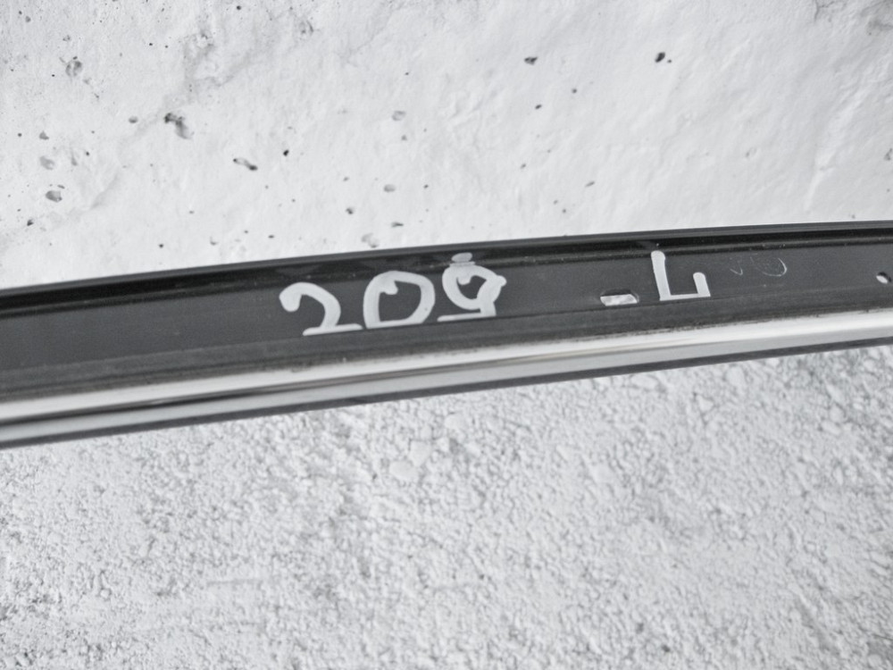 Mercedes-Benz  A2096900139 Хром молдинг над склом лівих дверей CLK C209 Одесса - изображение 5