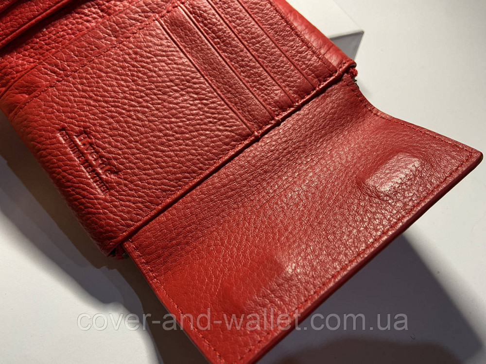 Компактный женский кожаный кошелек красного цвета на магнитах H Verde Киев - изображение 10