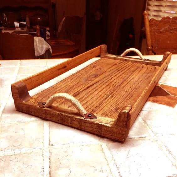 Поднос деревянный 