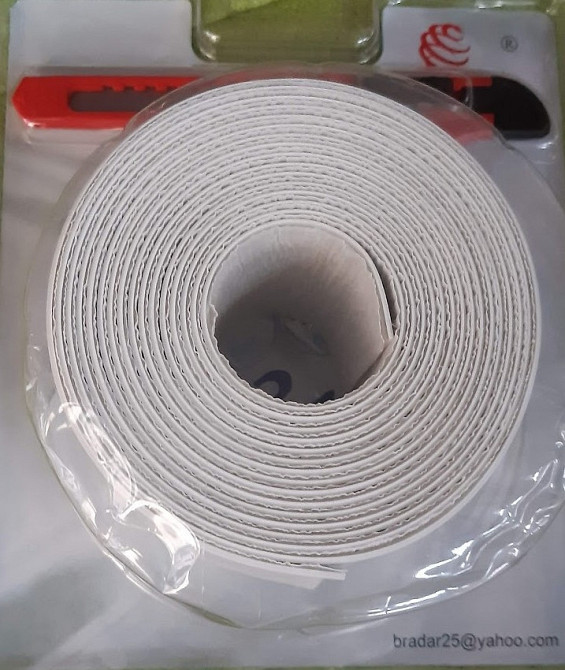 Бордюрна стрічка для ванної 28 мм x 3.0 м силіконова+ж "Master Tape" Павлоград - фото 1