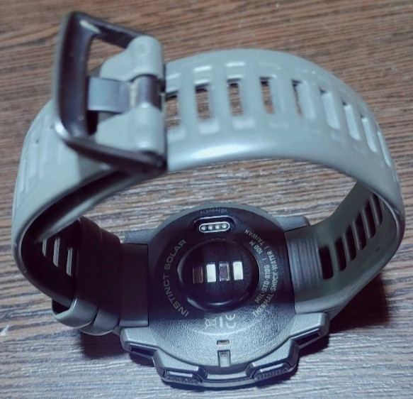 Смарт-Часи Garmin Instinct Solar Київ - фото 1