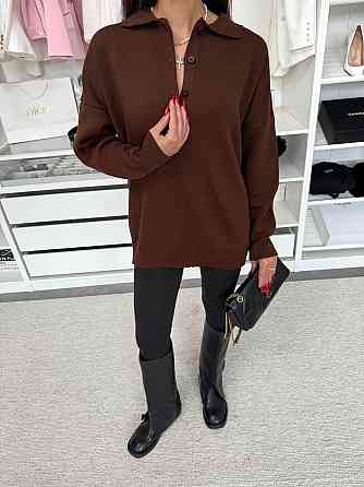 Стильний жіночий подовжений оверсайз светр із коміром поло Шоколад Одеса