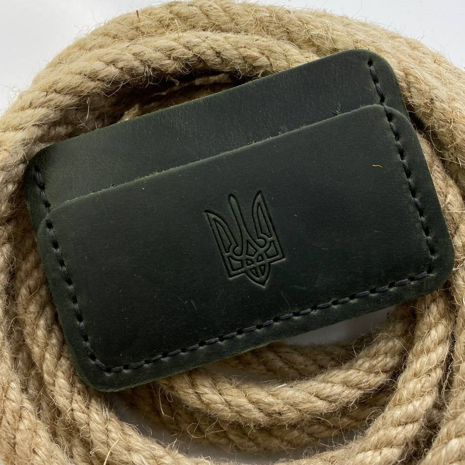 Картхолдер зелений Тризуб із тисненням шкіряний, стильний органайзер чохол зі шкіри для 4 банківських картокMasterSem Київ - фото 1
