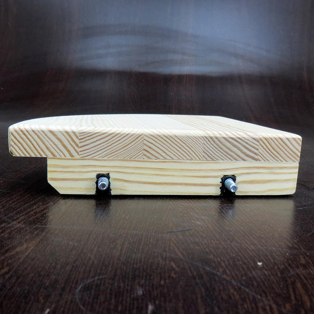 Угловая настенная полка 