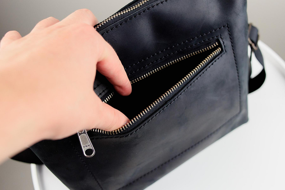 Сумка-мессенджер из натуральной кожи Crazy Horse, через плечо (Черный) Сумы - изображение 4