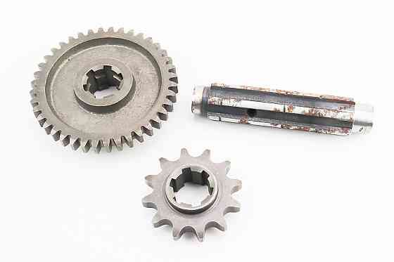 Редуктор фрези R175/180N/190N/195N - Вал первинний + зірка Z-12 + Шестерня Z-40 81-1 Киев