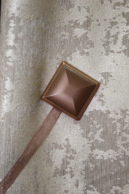 Магніти (2шт, пара) для штор, гардин "Квадрат" колір злотистий з коричневим 211м 81-122 Київ - фото 3