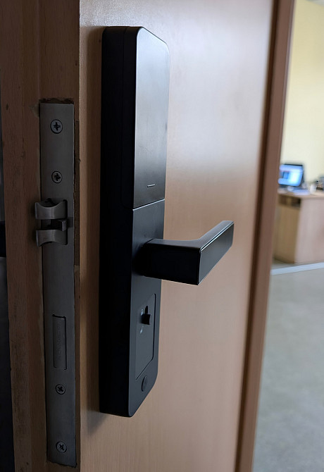 PES Mini черный универсальный смарт-замок Киев - изображение 7