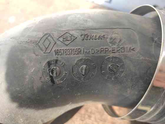 Патрубок інтеркулера Opel Movano B 2.3 dci 2010-2021 (165763705R) Ковель