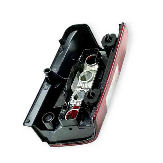 Фонарь Пежо Partner (05-08) (ляда) левый L задний Мукачево