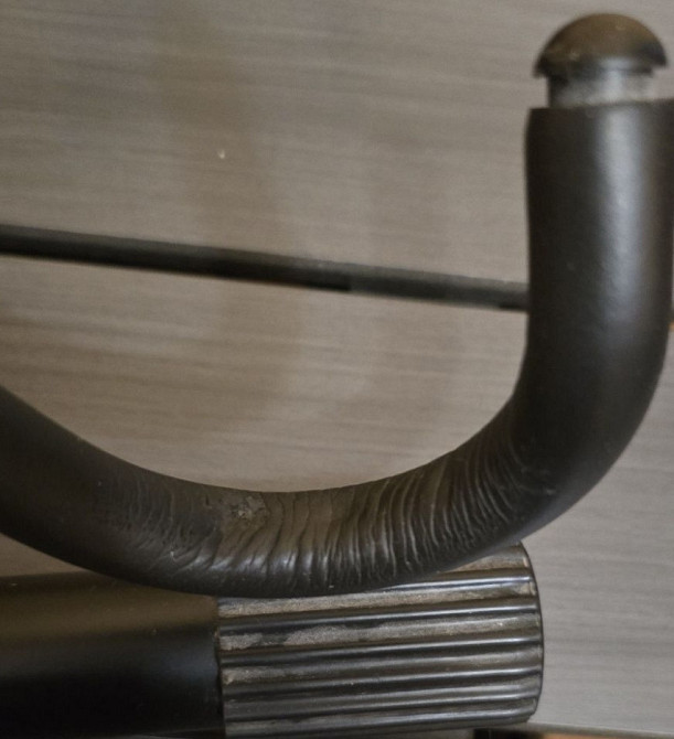 Soundking Стійка для електро-, бас-гітари. Харків - фото 1