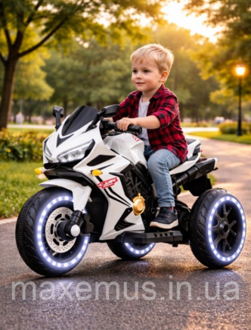 Детский электромотоцикл на аккумуляторе SPOKO SP 51 8 Белый с подсветкой колес и музыкой (2 мотора, 3-6 лет) Мостиска - изображение 4