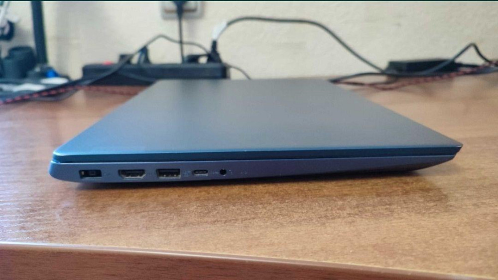 Игровой ноутбук Lenovo IdeaPad 330s 15IKB GTX 1050 б\у Киев - изображение 2