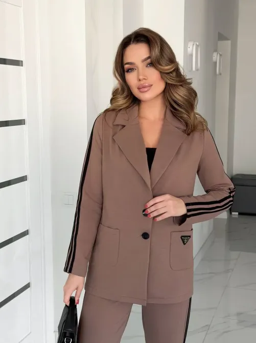 Женский костюм идеально подходит для повседневного гардероба Одесса - изображение 17