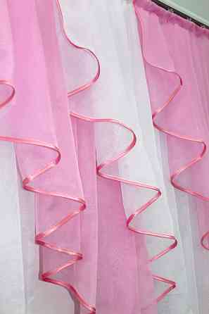 Кухонный комплект VR-Textil № 070к шторка с ламбрекеном розовый с белым 150х175 см (50-097) Киев