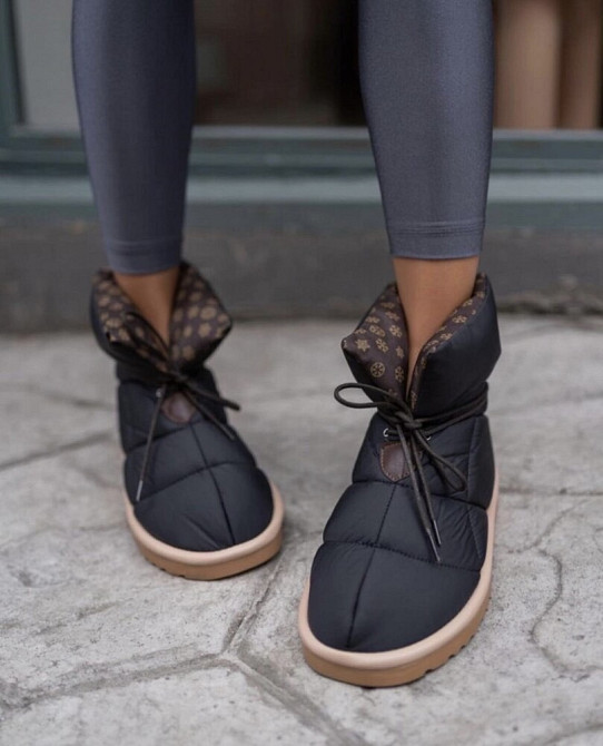 Дутіки жіночі Туреччина чорні плащівка зима висота 20см (5201) 38р.39р.40р. Коломыя - изображение 4