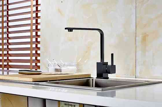 Змішувач для кухні з латунний, з нержавіючої сталі з бічним важелем, колір чорний Кам'янець-Подільський
