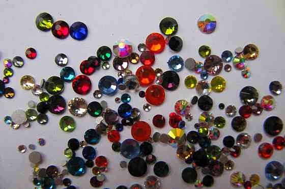 Стразы Swarovski микс (разные цвета и разные размеры ) SS3-10 (1400 шт) Киев