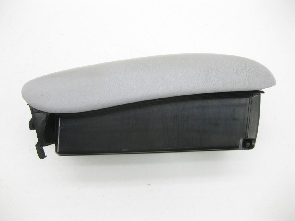 Mercedes-Benz  A2036802739 7G64 Кришка підлокітника центральної консолі сіра C-class W203 C-class S203 CL203 Sportcoupe CLC C203 Одеса - фото 5