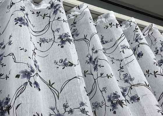 Тюль батист "Flora" колір білий з синьо-чорним принтом 1325т Київ
