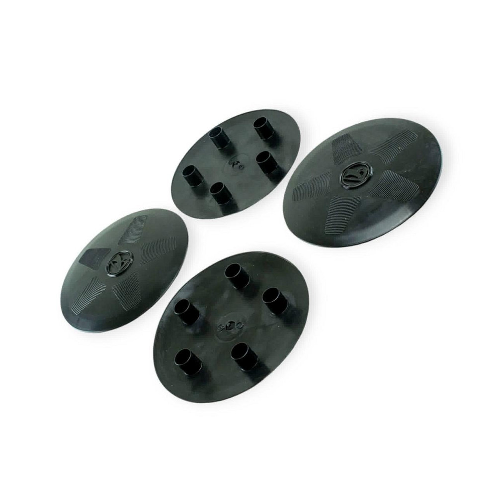 Колпаки малые ВАЗ 2121 (на 5 болтов) черные с черной эмблемой ВАЗ (4шт) колесные Мукачево - изображение 1