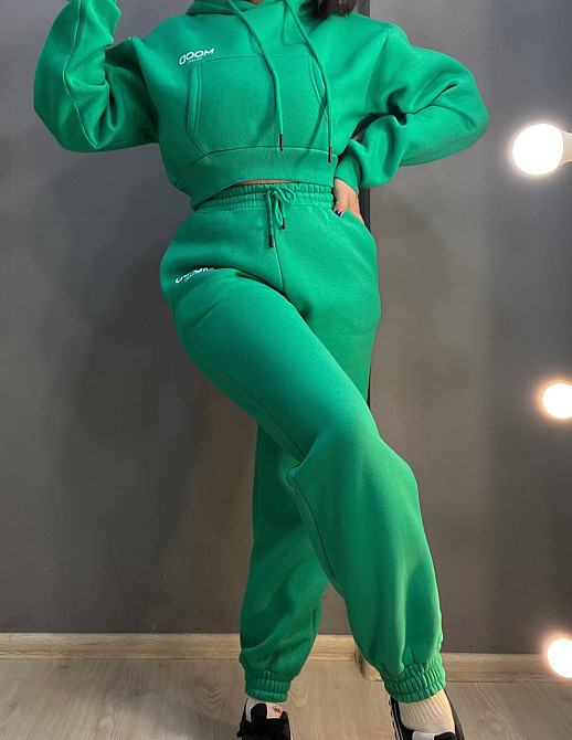 Костюм женский Quzen 493-497 укороченное худи с капюшоном MOOD брюки резинка утепленный зеленый, зеленый, S Киев - изображение 13