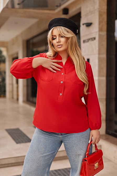 Женская блузка 