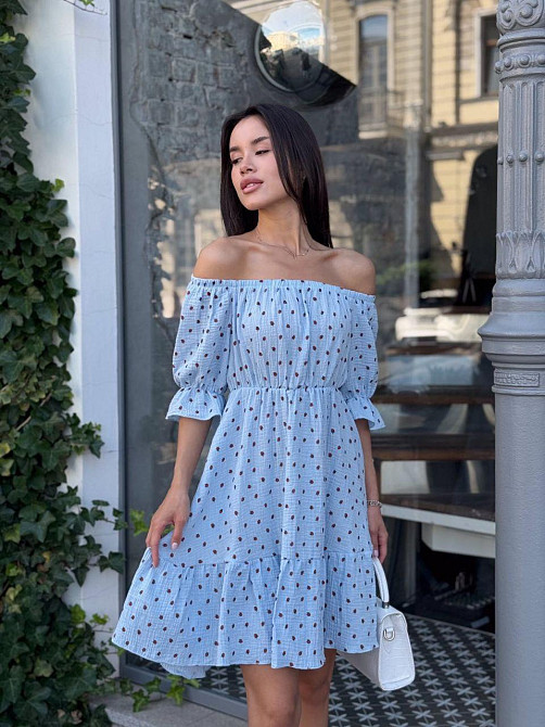 Жіноча романтична легка принтована сукня з відкритими плечами муслін Одеса - фото 2