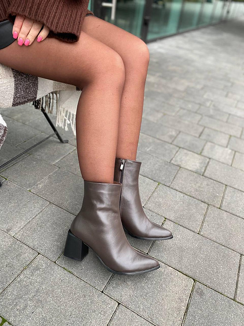 Черевики жіночі з натуральної шкіри демісезонні 6057 шоколадні на підборах / Черевики весна-осі Коломия - фото 2