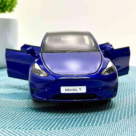 Машина Автосвіт Tesla Model Y інерційна відчиняються двері капот багажник 17см Синя (AP-2001) Чернігів