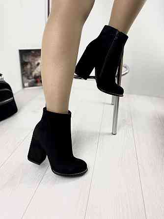 SANTINI Черевики жіночі SANTINI чорні замша натуральна висота 11см каблук 10см розмір 35-39 (95 Коломыя