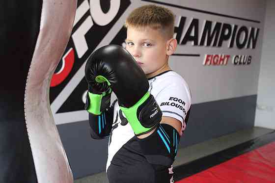 Боксерські рукавиці PowerPlay 3004 JR Classic Чорно-Зелені 6 унцій Кам'янське