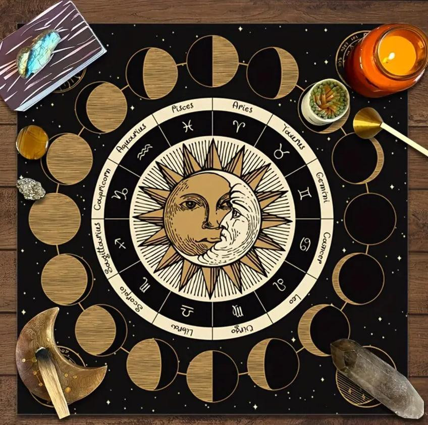 Алтарная скатерть для карт Таро и Рун. Скатерть для гадания 49*49 см.Скатерть луна и солнце, фазы Лу Киев - изображение 4